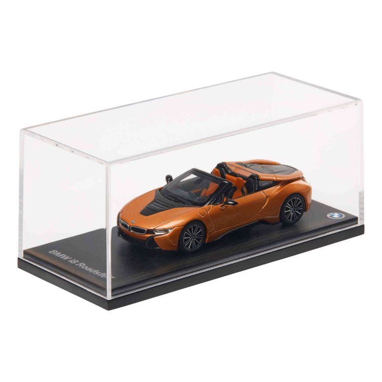 Модель BMW i8